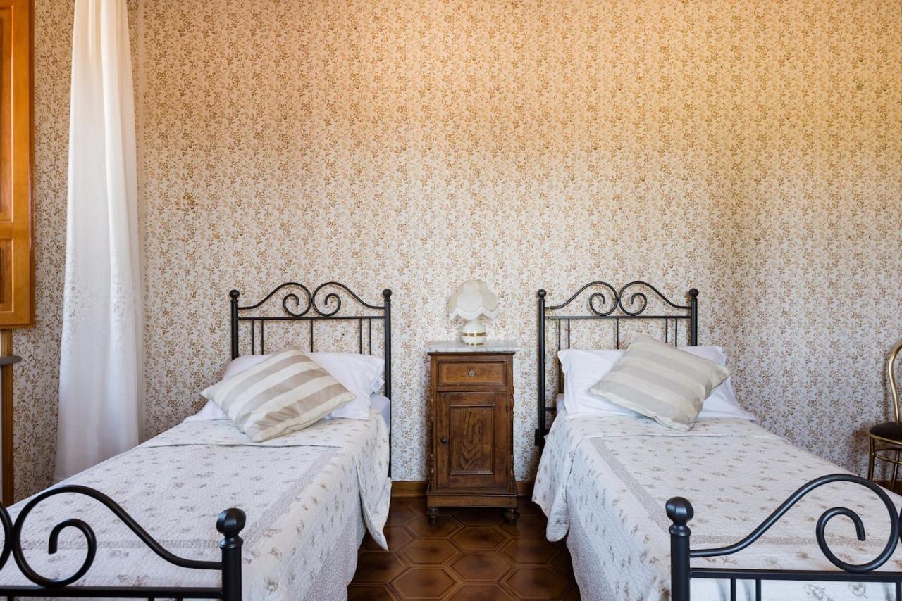 Villa Eleonora ルチニャーノ エクステリア 写真